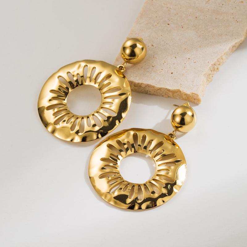 Aretes de moda aros de chapa de Oro18K con incrustaciones