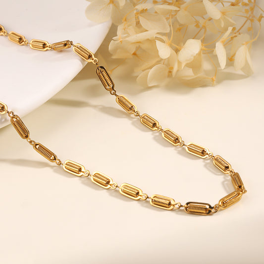 Collar cadena acero inoxidable chapada en Oro18K