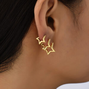 Aretes huggies estrella Oro laminado
