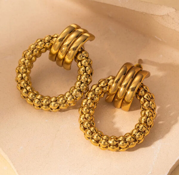 Aretes con aros de cadena acero inoxidable.